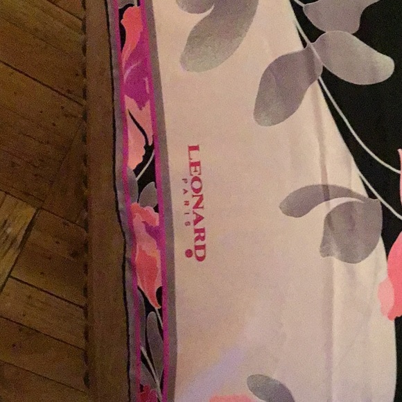 Leonard Paris Silk scarf - Picture 2 of 6